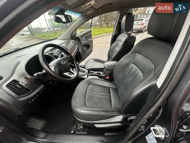 Сірий Кіа Sportage, об'ємом двигуна 2 л та пробігом 159 тис. км за 13499 $, фото 23 на Automoto.ua