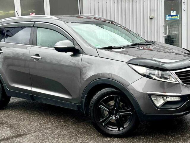 Серый Киа Sportage, объемом двигателя 2 л и пробегом 185 тыс. км за 13499 $, фото 4 на Automoto.ua