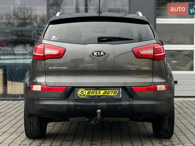 Серый Киа Sportage, объемом двигателя 2 л и пробегом 222 тыс. км за 14300 $, фото 4 на Automoto.ua