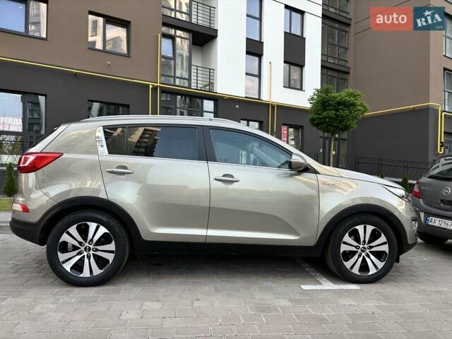 Серый Киа Sportage, объемом двигателя 2 л и пробегом 149 тыс. км за 14200 $, фото 3 на Automoto.ua
