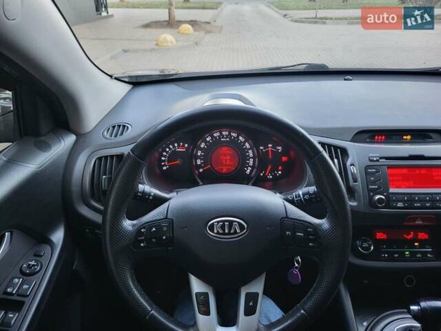 Сірий Кіа Sportage, об'ємом двигуна 2 л та пробігом 177 тис. км за 12000 $, фото 18 на Automoto.ua