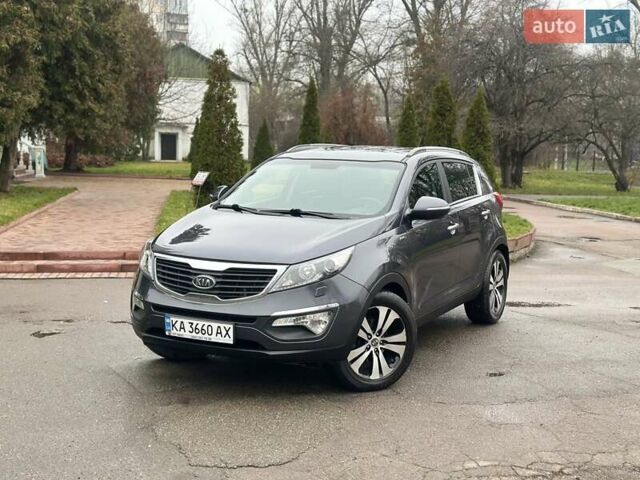 Сірий Кіа Sportage, об'ємом двигуна 2 л та пробігом 159 тис. км за 13499 $, фото 1 на Automoto.ua