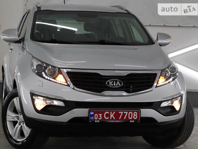 Серый Киа Sportage, объемом двигателя 2 л и пробегом 185 тыс. км за 12999 $, фото 10 на Automoto.ua