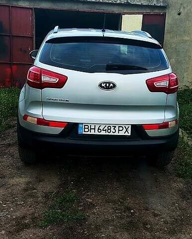 Сірий Кіа Sportage, об'ємом двигуна 2 л та пробігом 214 тис. км за 11300 $, фото 1 на Automoto.ua