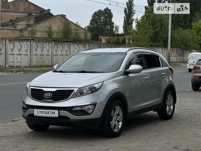 Сірий Кіа Sportage, об'ємом двигуна 2 л та пробігом 216 тис. км за 11199 $, фото 3 на Automoto.ua