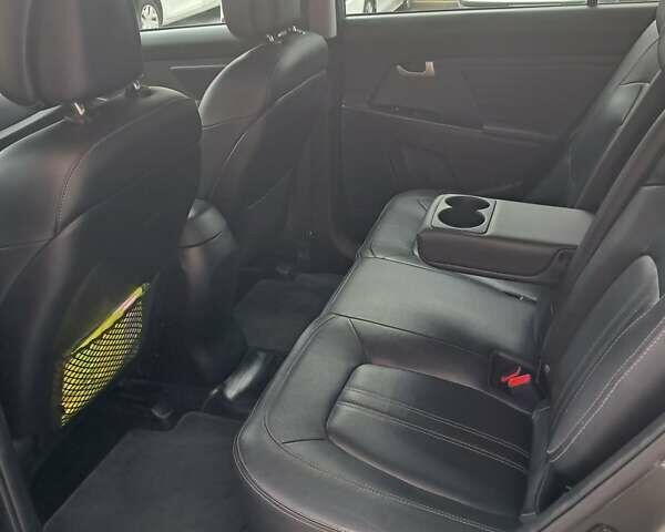 Серый Киа Sportage, объемом двигателя 2 л и пробегом 296 тыс. км за 12200 $, фото 17 на Automoto.ua