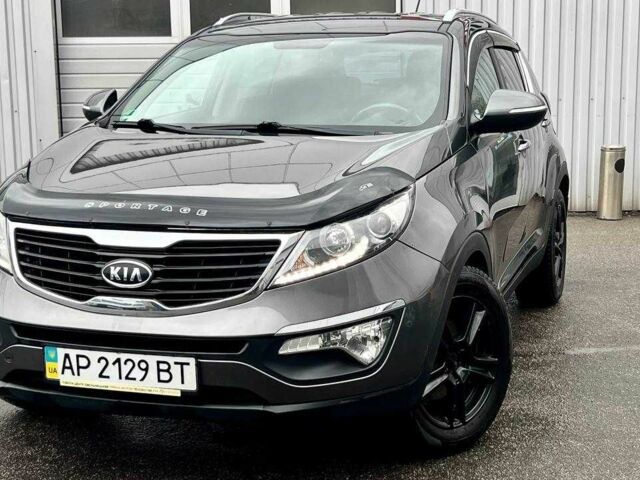 Серый Киа Sportage, объемом двигателя 2 л и пробегом 185 тыс. км за 13499 $, фото 1 на Automoto.ua