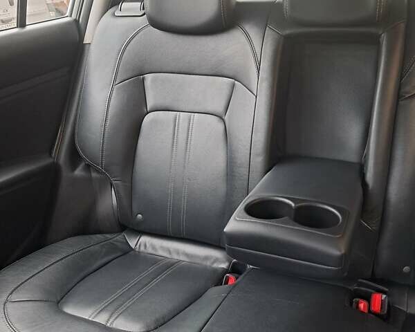 Серый Киа Sportage, объемом двигателя 2 л и пробегом 296 тыс. км за 12200 $, фото 21 на Automoto.ua