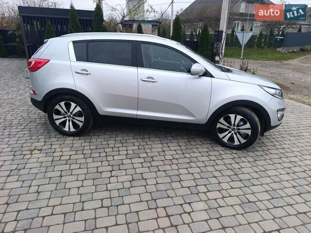 Серый Киа Sportage, объемом двигателя 2 л и пробегом 193 тыс. км за 14858 $, фото 7 на Automoto.ua