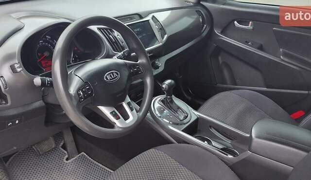 Серый Киа Sportage, объемом двигателя 2.36 л и пробегом 287 тыс. км за 10900 $, фото 8 на Automoto.ua