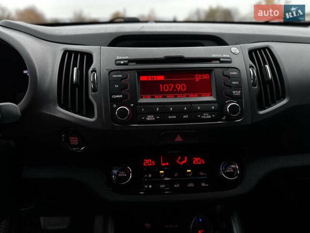 Серый Киа Sportage, объемом двигателя 2 л и пробегом 180 тыс. км за 10300 $, фото 16 на Automoto.ua