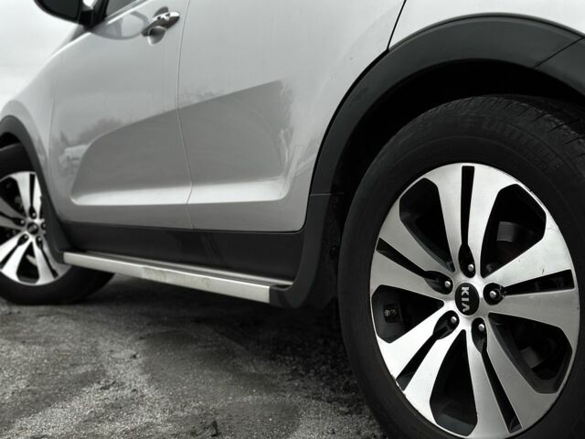 Сірий Кіа Sportage, об'ємом двигуна 2 л та пробігом 178 тис. км за 10500 $, фото 9 на Automoto.ua