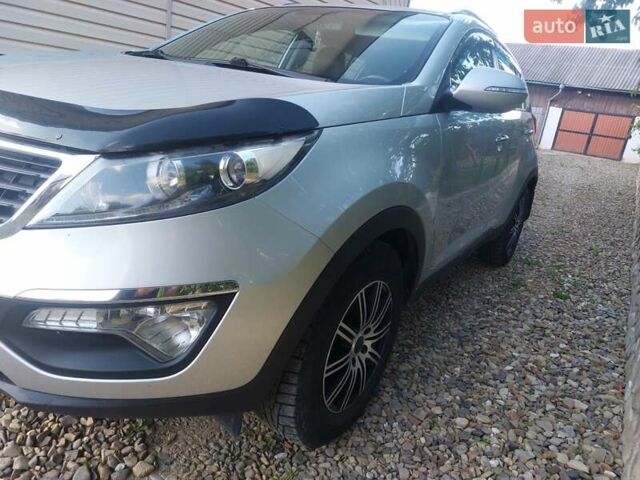 Серый Киа Sportage, объемом двигателя 1.69 л и пробегом 161 тыс. км за 10900 $, фото 2 на Automoto.ua