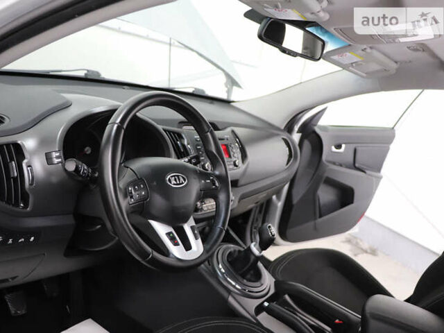 Серый Киа Sportage, объемом двигателя 2 л и пробегом 185 тыс. км за 12999 $, фото 89 на Automoto.ua