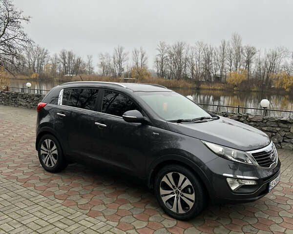 Сірий Кіа Sportage, об'ємом двигуна 2 л та пробігом 135 тис. км за 12499 $, фото 8 на Automoto.ua