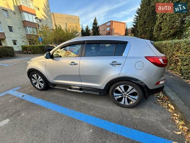 Сірий Кіа Sportage, об'ємом двигуна 2 л та пробігом 140 тис. км за 14500 $, фото 1 на Automoto.ua