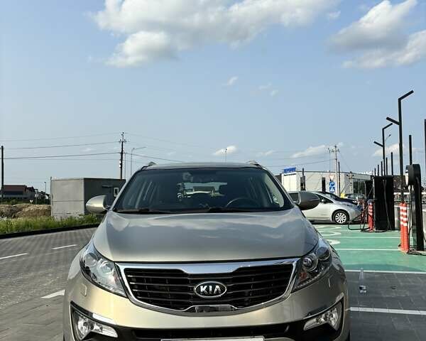 Серый Киа Sportage, объемом двигателя 2 л и пробегом 149 тыс. км за 14200 $, фото 5 на Automoto.ua