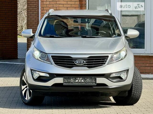 Сірий Кіа Sportage, об'ємом двигуна 2 л та пробігом 113 тис. км за 12700 $, фото 9 на Automoto.ua