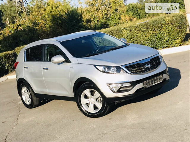 Сірий Кіа Sportage, об'ємом двигуна 2 л та пробігом 89 тис. км за 12950 $, фото 15 на Automoto.ua