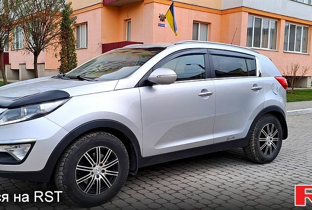 Серый Киа Sportage, объемом двигателя 1.7 л и пробегом 120 тыс. км за 12700 $, фото 4 на Automoto.ua