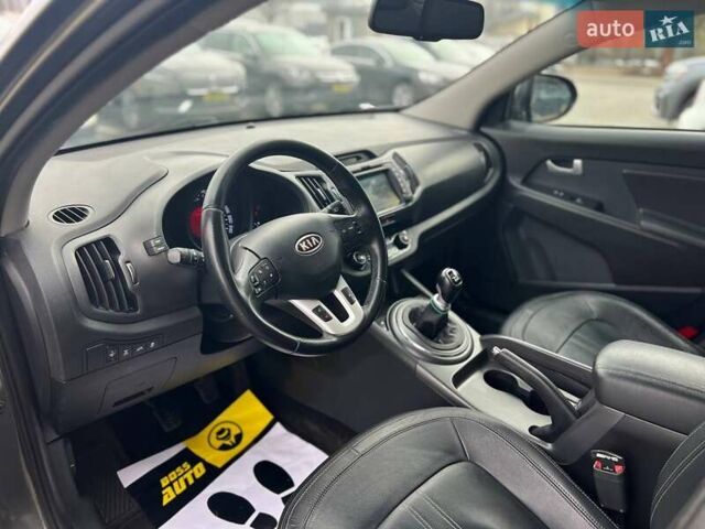 Серый Киа Sportage, объемом двигателя 2 л и пробегом 222 тыс. км за 14300 $, фото 8 на Automoto.ua