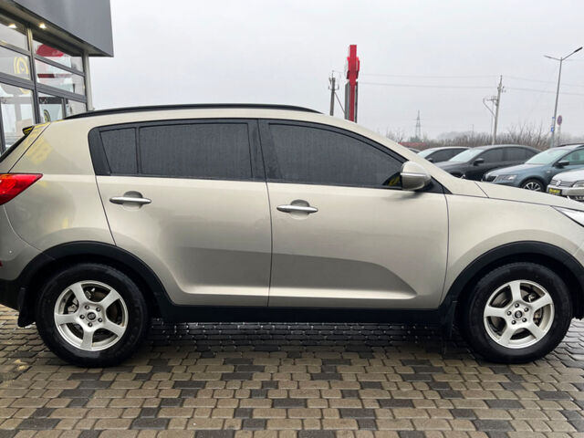 Серый Киа Sportage, объемом двигателя 1.7 л и пробегом 311 тыс. км за 12490 $, фото 7 на Automoto.ua