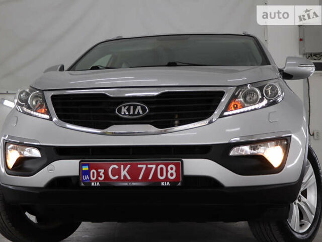 Серый Киа Sportage, объемом двигателя 2 л и пробегом 185 тыс. км за 12999 $, фото 168 на Automoto.ua