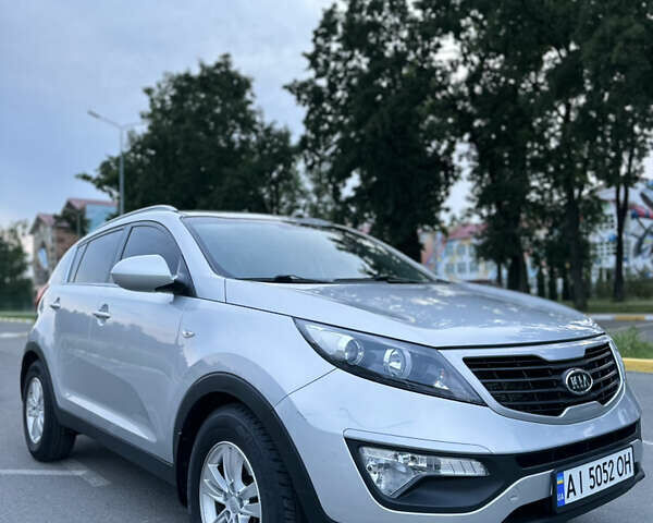 Сірий Кіа Sportage, об'ємом двигуна 2 л та пробігом 170 тис. км за 12200 $, фото 1 на Automoto.ua