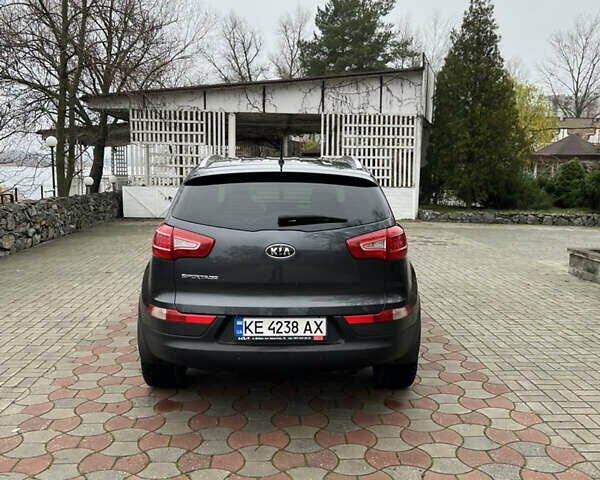 Сірий Кіа Sportage, об'ємом двигуна 2 л та пробігом 135 тис. км за 12499 $, фото 11 на Automoto.ua