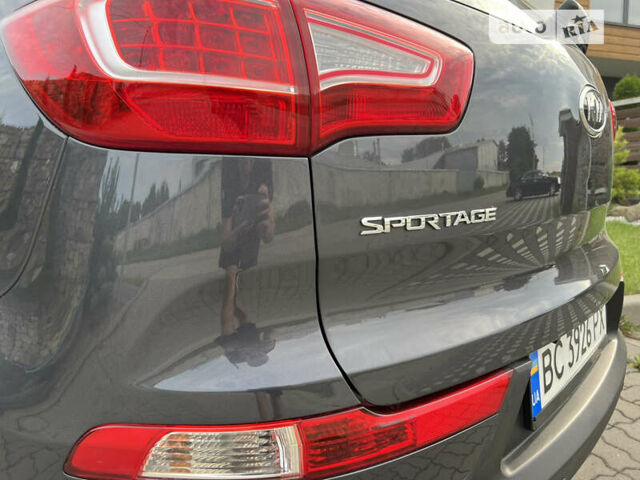 Серый Киа Sportage, объемом двигателя 1.7 л и пробегом 150 тыс. км за 12499 $, фото 31 на Automoto.ua