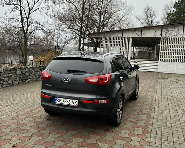 Сірий Кіа Sportage, об'ємом двигуна 2 л та пробігом 135 тис. км за 12499 $, фото 10 на Automoto.ua