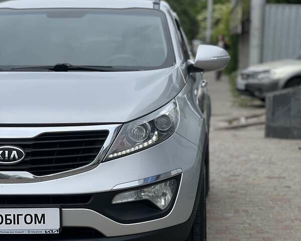 Серый Киа Sportage, объемом двигателя 2 л и пробегом 216 тыс. км за 11199 $, фото 11 на Automoto.ua