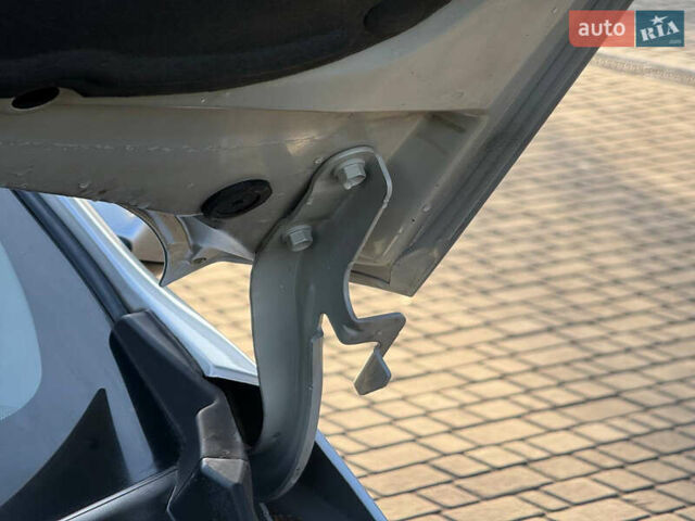 Серый Киа Sportage, объемом двигателя 2 л и пробегом 177 тыс. км за 13000 $, фото 36 на Automoto.ua