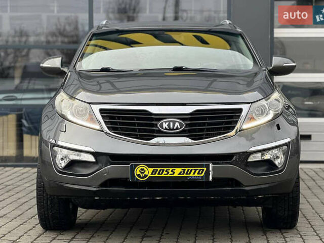 Серый Киа Sportage, объемом двигателя 2 л и пробегом 222 тыс. км за 14300 $, фото 1 на Automoto.ua