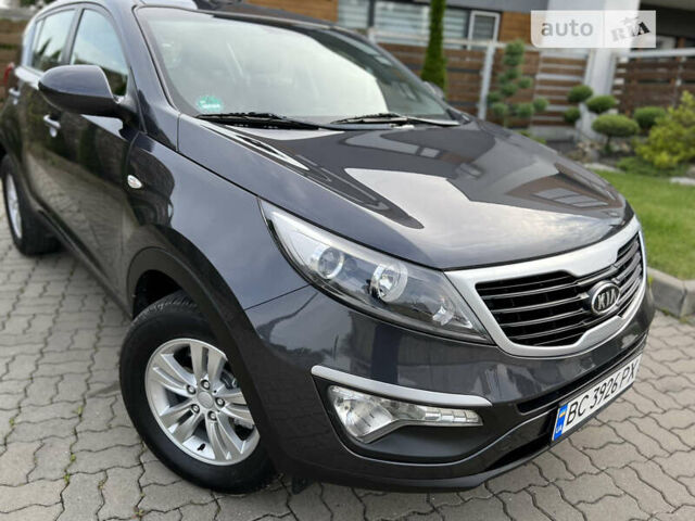 Серый Киа Sportage, объемом двигателя 1.7 л и пробегом 150 тыс. км за 12499 $, фото 3 на Automoto.ua