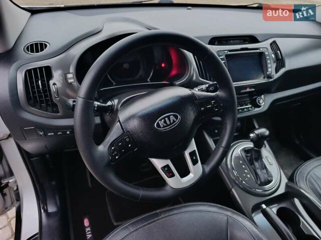 Серый Киа Sportage, объемом двигателя 2 л и пробегом 193 тыс. км за 14858 $, фото 36 на Automoto.ua