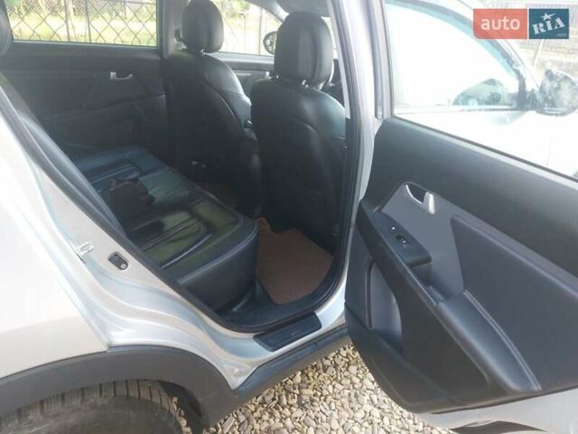 Серый Киа Sportage, объемом двигателя 1.69 л и пробегом 161 тыс. км за 10900 $, фото 10 на Automoto.ua
