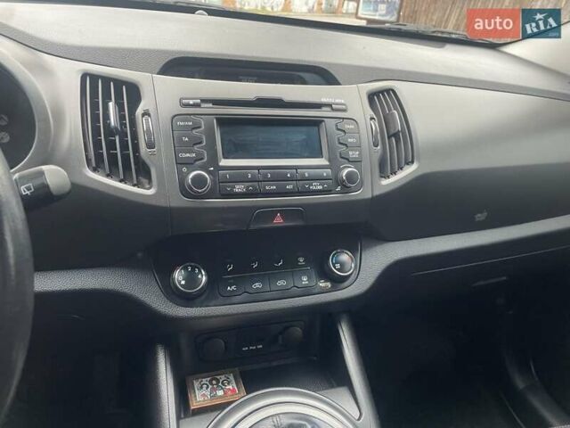 Серый Киа Sportage, объемом двигателя 2 л и пробегом 77 тыс. км за 12500 $, фото 34 на Automoto.ua