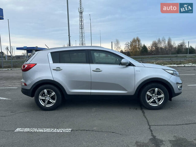 Серый Киа Sportage, объемом двигателя 2 л и пробегом 231 тыс. км за 13900 $, фото 2 на Automoto.ua