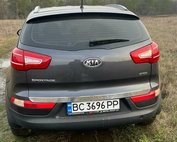 Серый Киа Sportage, объемом двигателя 1.69 л и пробегом 244 тыс. км за 11700 $, фото 2 на Automoto.ua