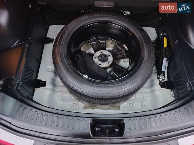 Серый Киа Sportage, объемом двигателя 2 л и пробегом 193 тыс. км за 14858 $, фото 30 на Automoto.ua