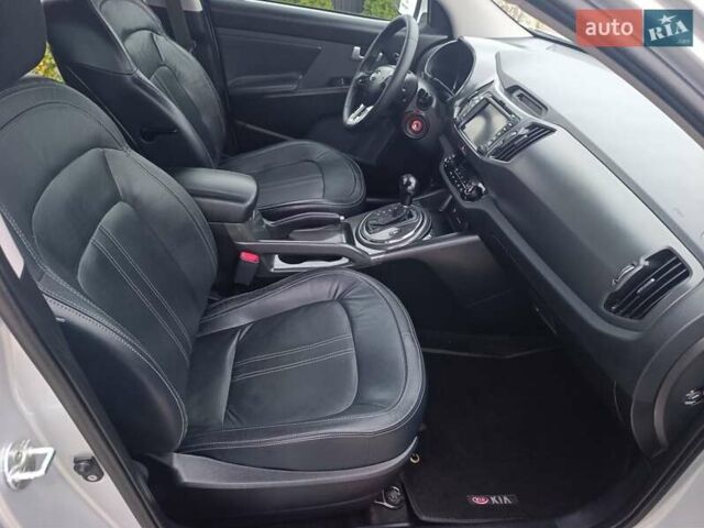 Серый Киа Sportage, объемом двигателя 2 л и пробегом 193 тыс. км за 14858 $, фото 25 на Automoto.ua