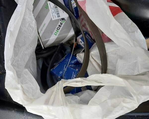 Серый Киа Sportage, объемом двигателя 2 л и пробегом 185 тыс. км за 12900 $, фото 17 на Automoto.ua