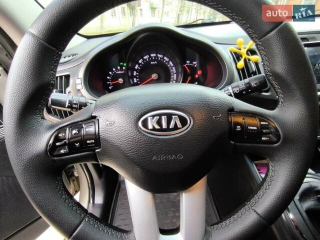 Сірий Кіа Sportage, об'ємом двигуна 1.69 л та пробігом 199 тис. км за 11299 $, фото 14 на Automoto.ua