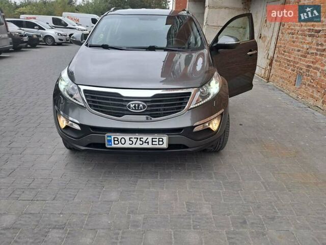Серый Киа Sportage, объемом двигателя 2 л и пробегом 296 тыс. км за 12200 $, фото 5 на Automoto.ua