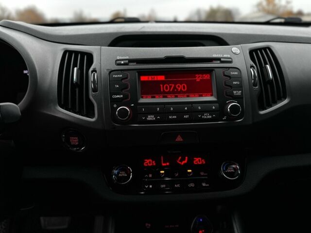 Сірий Кіа Sportage, об'ємом двигуна 2 л та пробігом 178 тис. км за 10500 $, фото 16 на Automoto.ua