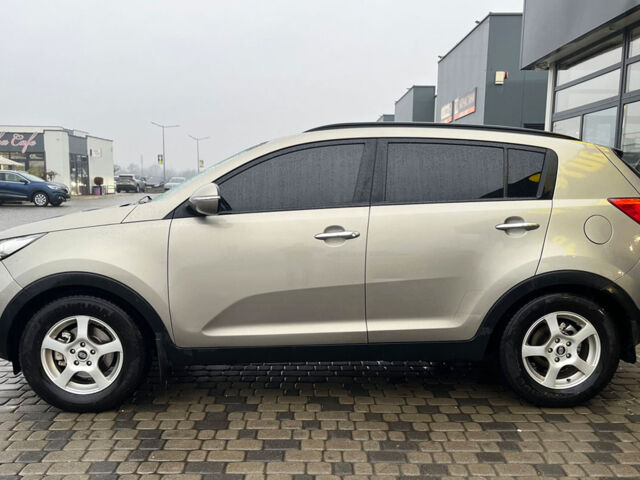 Серый Киа Sportage, объемом двигателя 1.7 л и пробегом 311 тыс. км за 12490 $, фото 3 на Automoto.ua