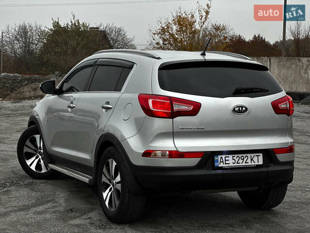 Серый Киа Sportage, объемом двигателя 2 л и пробегом 180 тыс. км за 10300 $, фото 7 на Automoto.ua
