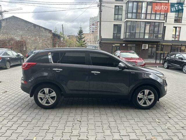 Сірий Кіа Sportage, об'ємом двигуна 2 л та пробігом 185 тис. км за 13399 $, фото 12 на Automoto.ua