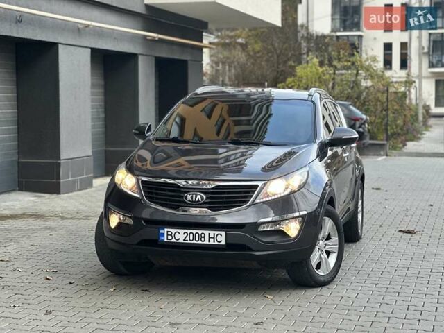 Сірий Кіа Sportage, об'ємом двигуна 2 л та пробігом 185 тис. км за 13399 $, фото 3 на Automoto.ua